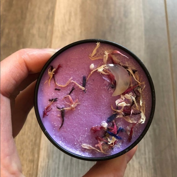 *Moon Magic* Soy Wax Candle - Picture 3 of 5